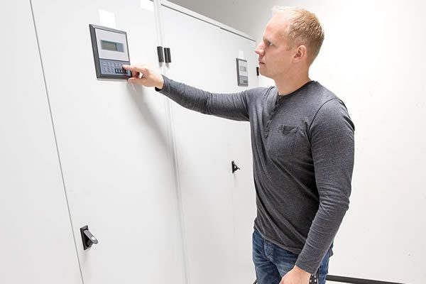 air-commercial-wall-mounted-split-systems